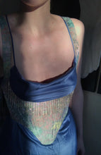 在图库查看器中加载和播放视频,Floral Fringe Underbust Corset