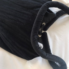 Load image into Gallery viewer, Black Velvet Puff Corset