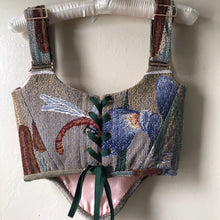 将图片加载到图库查看器,Upcycled Lotus Blanket Corset