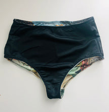 Load image into Gallery viewer, VENUS RTW: High Waisted Reversible Venus Bottoms