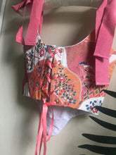 Load image into Gallery viewer, Vintage kimono corset