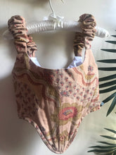 Load image into Gallery viewer, Peachy Baroque Scrunch Corset