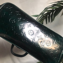 Load image into Gallery viewer, Vintage Louis Vuitton Vernis Leather Shoulder Tote