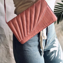 Load image into Gallery viewer, Vintage 1960’s Pink Shell Eel Skin Bag