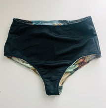 Load image into Gallery viewer, VENUS RTW: High Waisted Reversible Venus Bottoms
