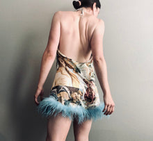 Charger l&#39;image dans la galerie, VENUS RTW: Venus Feather Flare Dress
