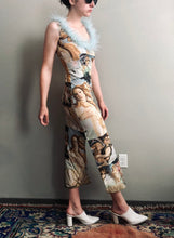 Charger l&#39;image dans la galerie, VENUS RTW: Venus Feather Tube Dress

